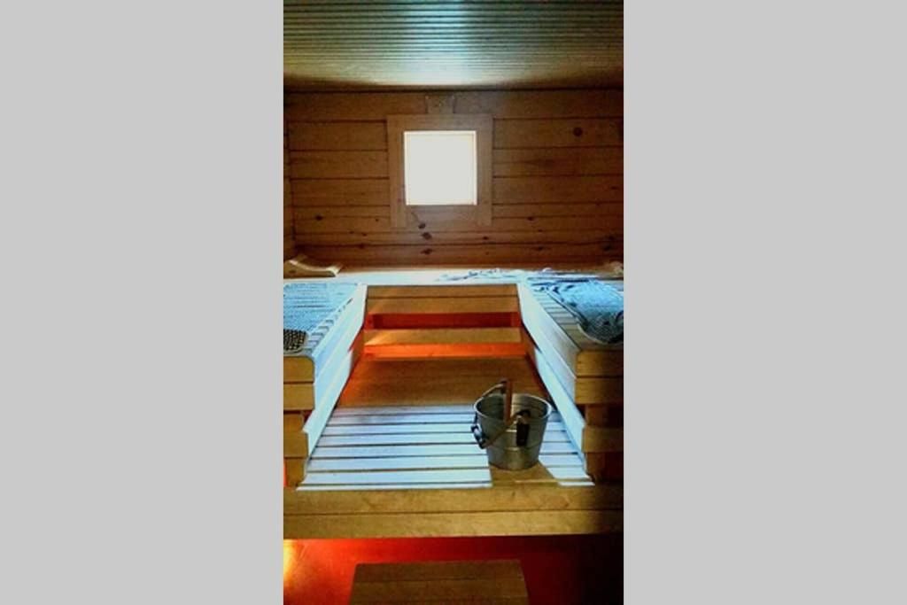 Дома для отпуска Cosy house by lake Сало