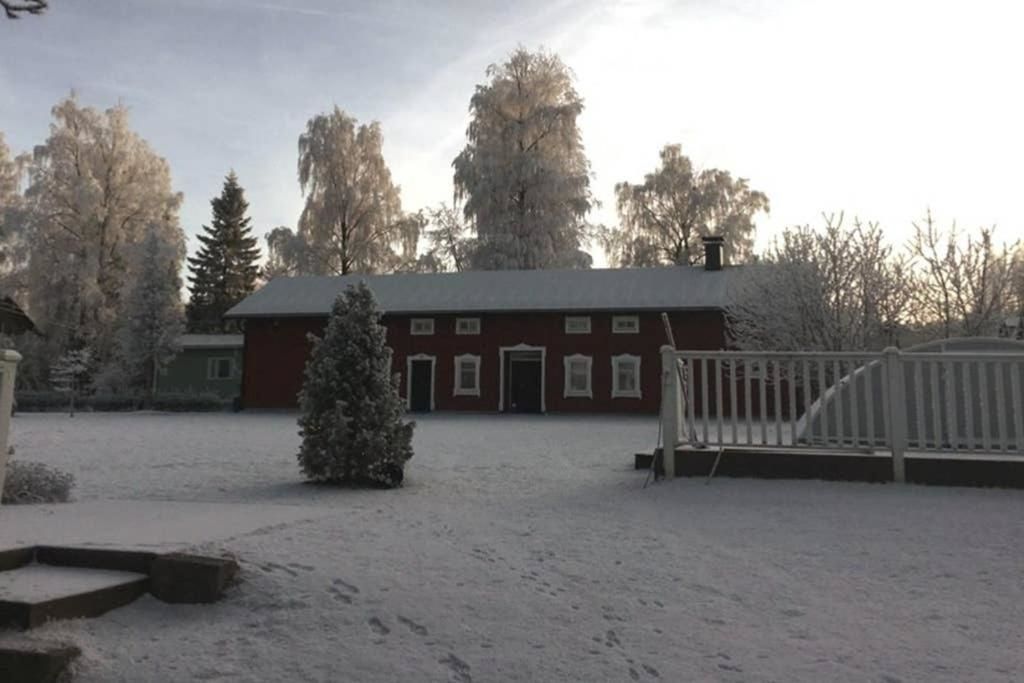Дома для отпуска Cosy house by lake Сало