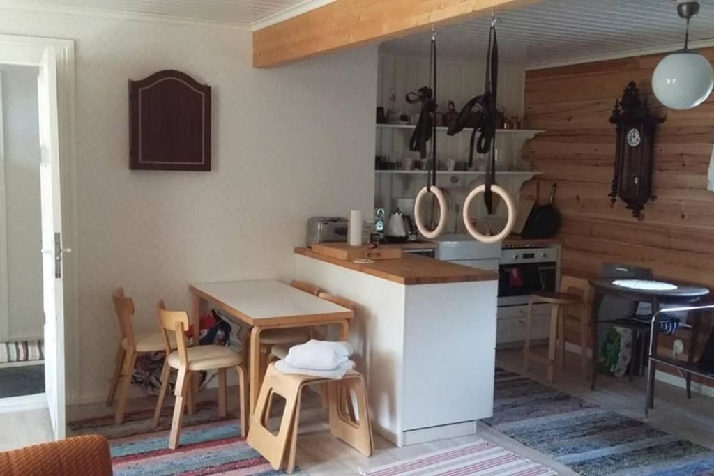 Дома для отпуска Cosy house by lake Сало